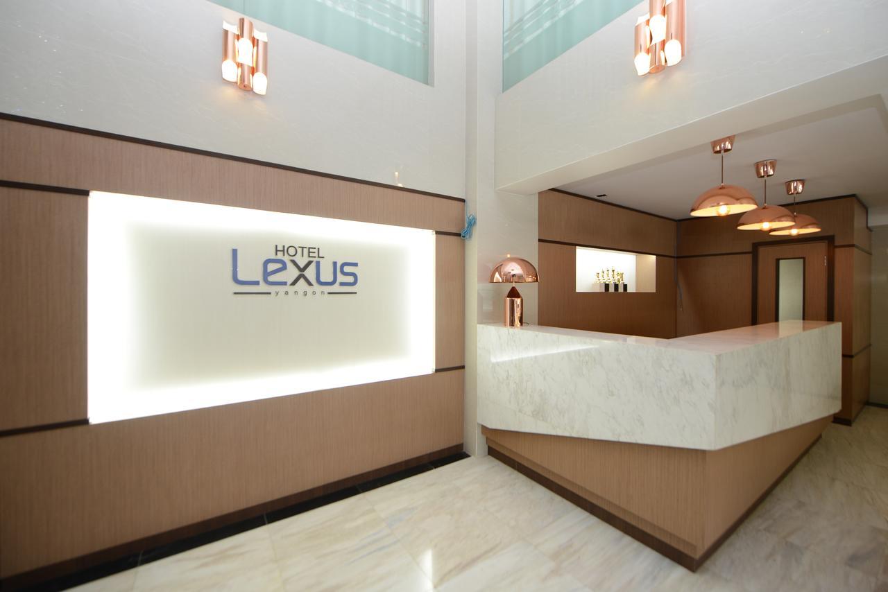 Lexus 3*