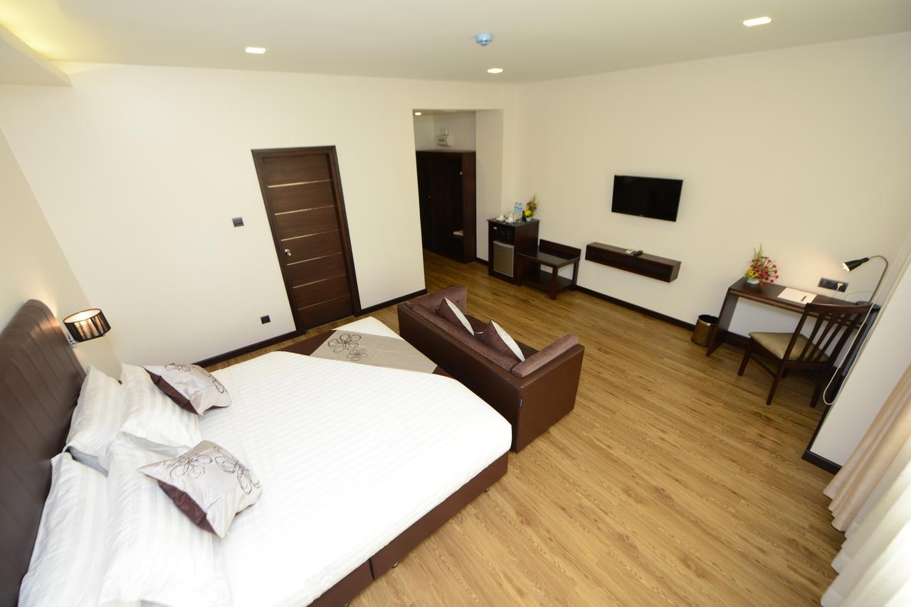 Hotel Lexus
