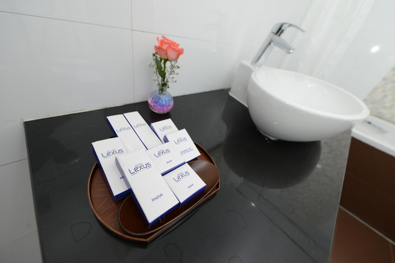 Lexus Hotel Yangon